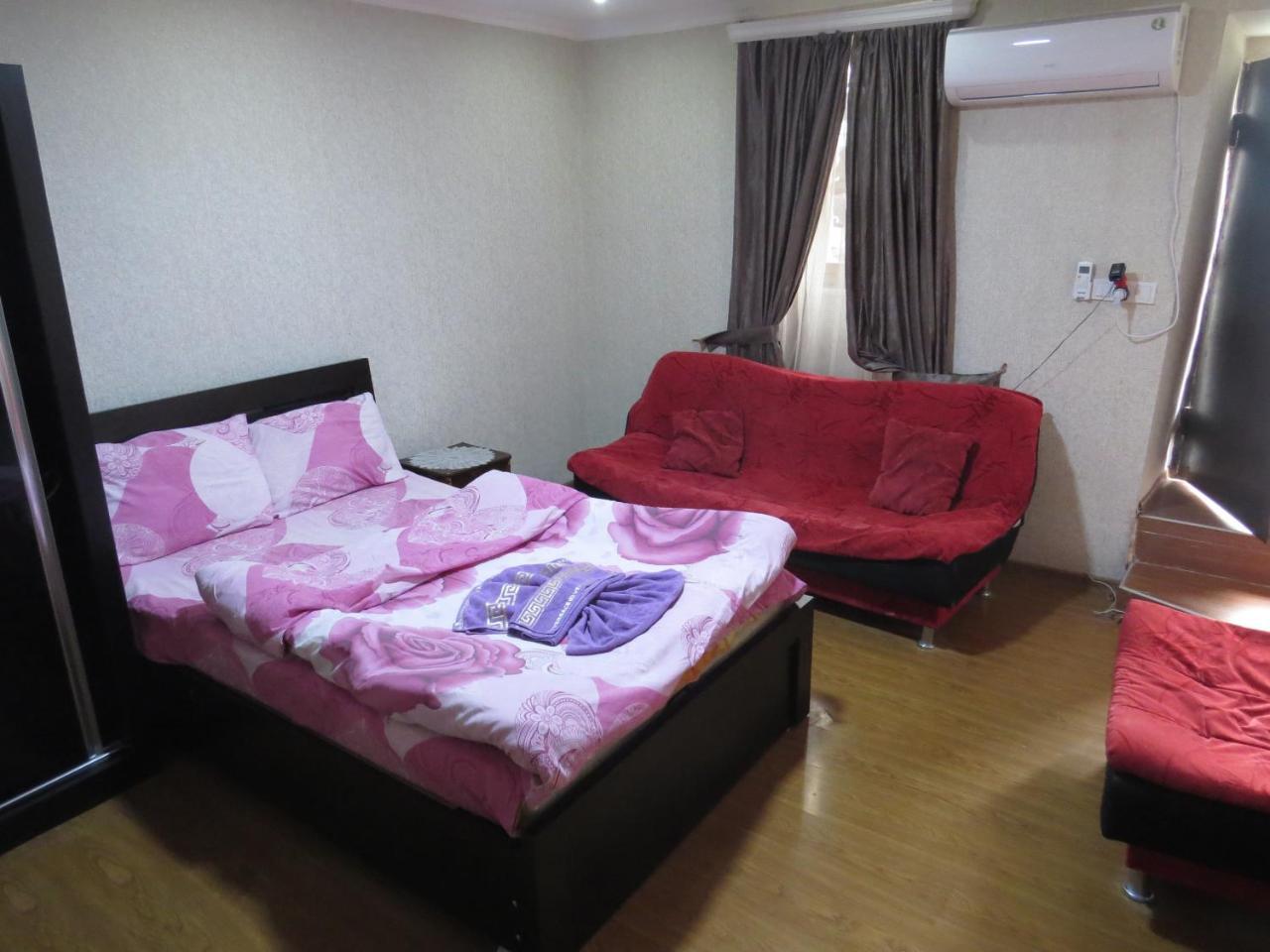 Lana Apartment Tbilisi ภายนอก รูปภาพ